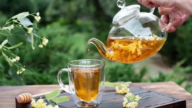 Les meilleures tisanes pour une digestion légère et un ventre plat