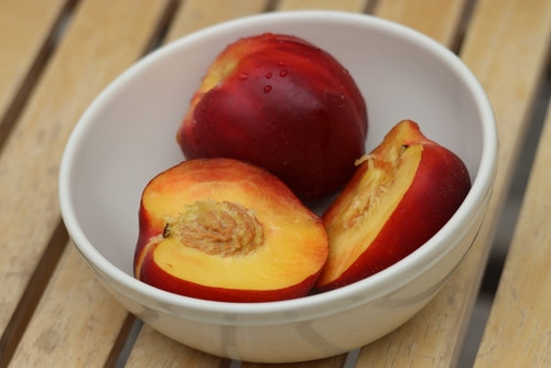 5 bonnes raisons de manger des brugnons