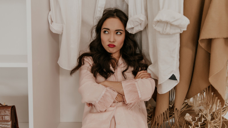 Vous vous habillez toujours pareil : qu’est-ce que ça signifie ?