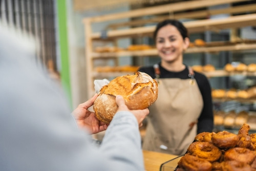 Pain : quelle chaîne de boulangerie choisir selon l’enquête UFC‑Que Choisir ?
